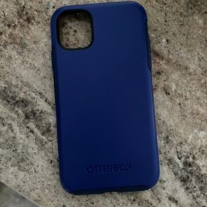 Otterbox symmetry series phone case for iPhone 11